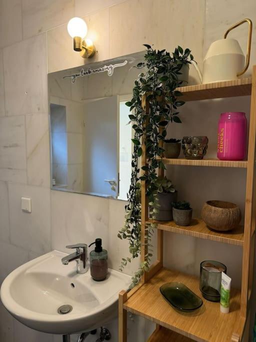 2 Raum City-Apartment 5Min Zum Hbf Grupello-2 Дюссельдорф Екстер'єр фото